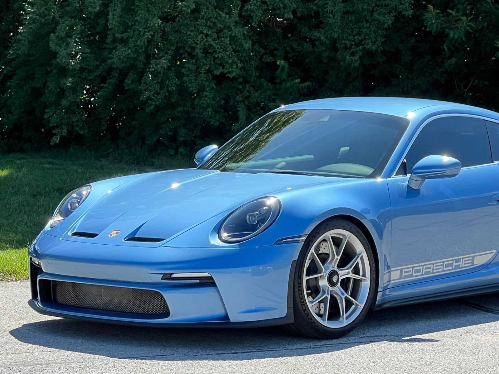 Certified 2022 Porsche 911 GT3 RWD image 12