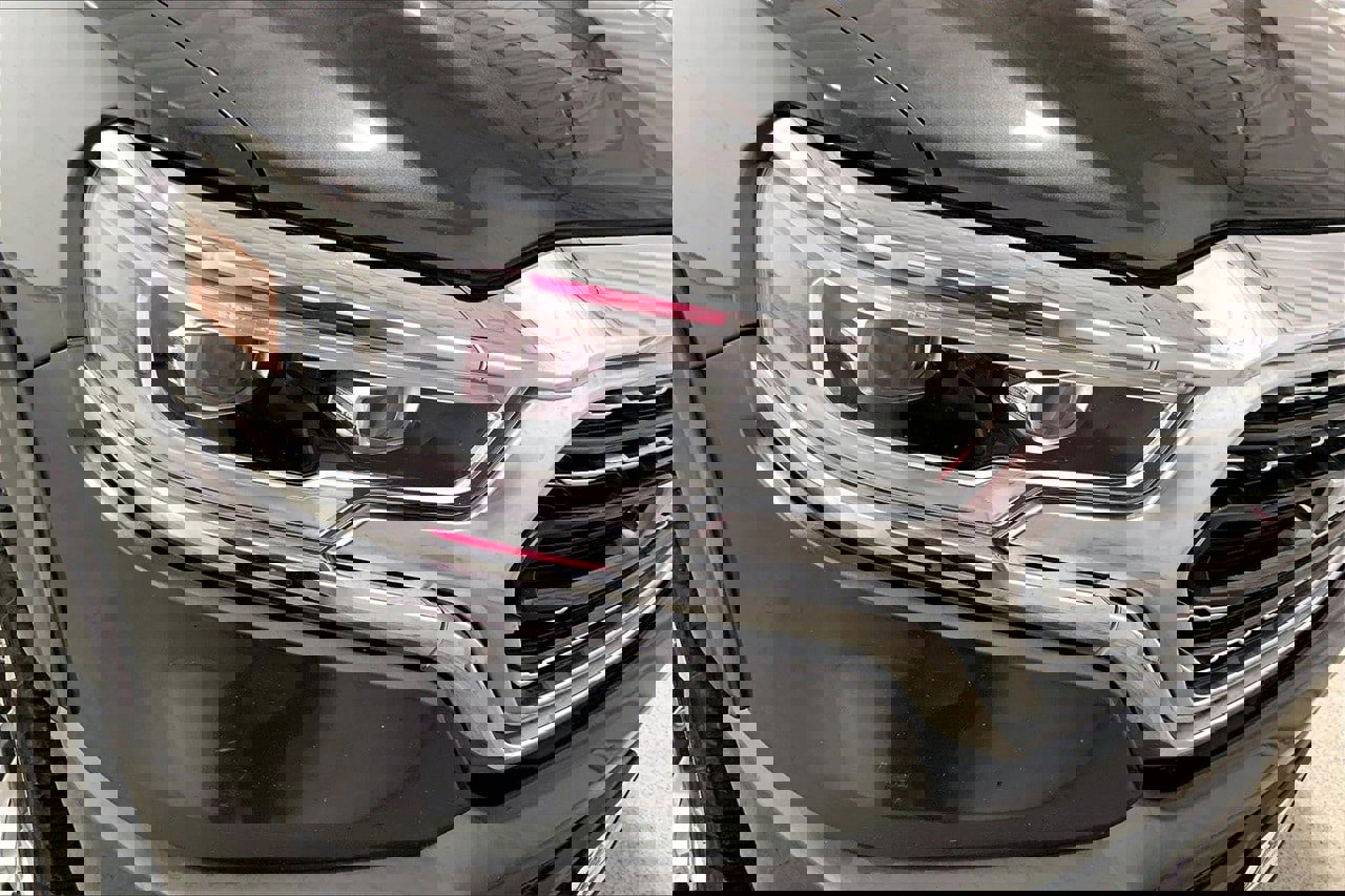 Used 2020 RAM 1500 Limited image 12