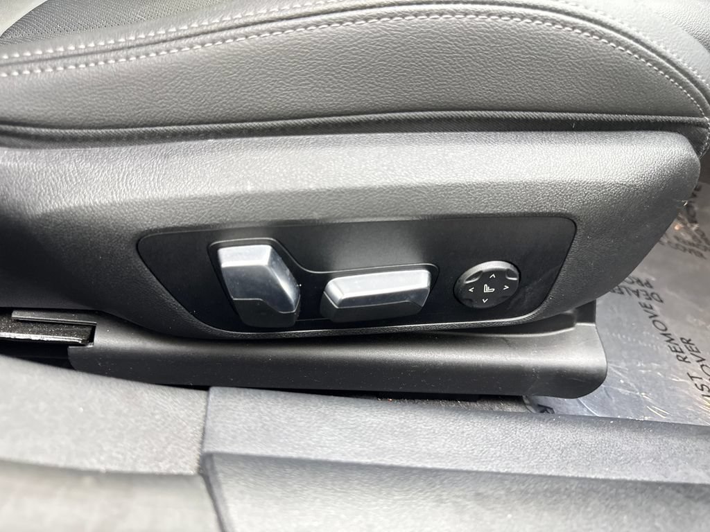 Used 2024 BMW i4 eDrive35 w/ Convenience Package RWD image 47