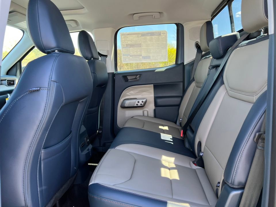 Used 2026 Ford Maverick Lariat w/ 4K Tow Package AWD/4WD image 5