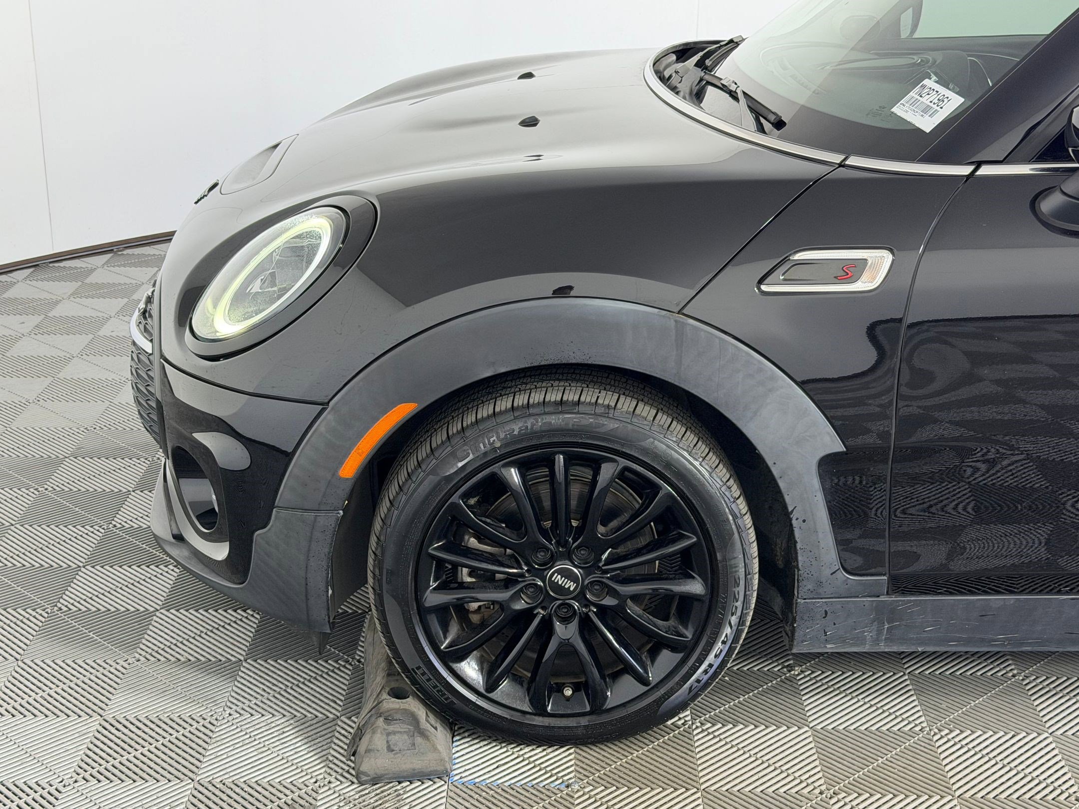 Used 2022 MINI Cooper Clubman S w/ Premium Package image 10