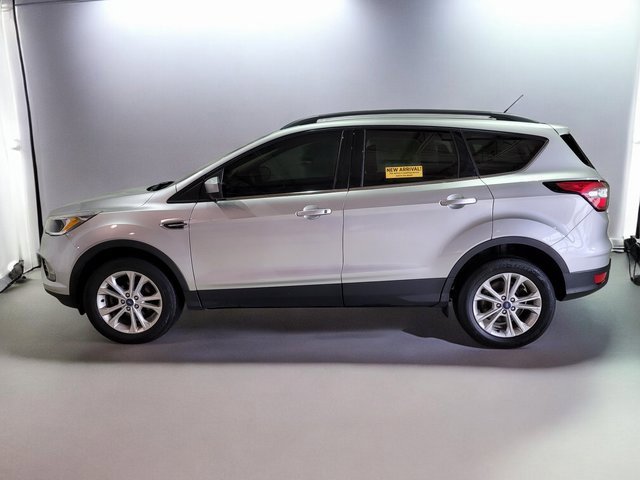 Used 2018 Ford Escape SE w/ Ford Safe & Smart Package image 15