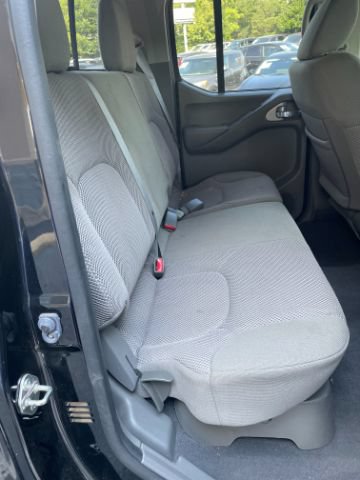 Used 2019 Nissan Frontier SV AWD/4WD image 23