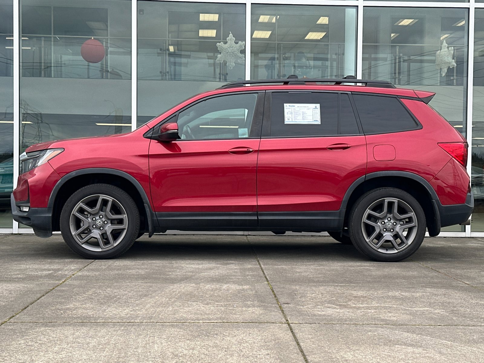 Used 2023 Honda Passport EX-L image 6