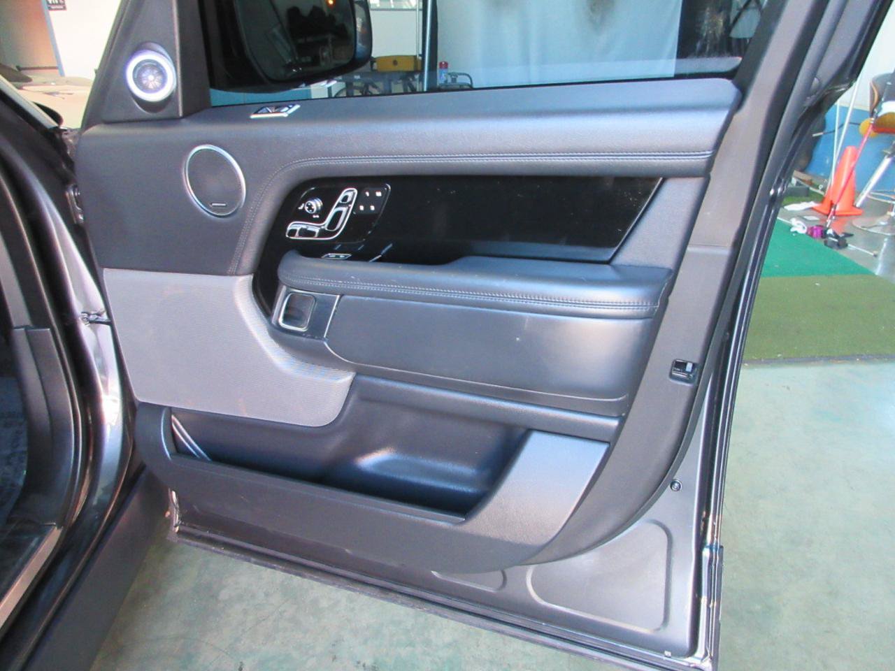 Used 2019 Land Rover Range Rover Supercharged AWD/4WD image 22