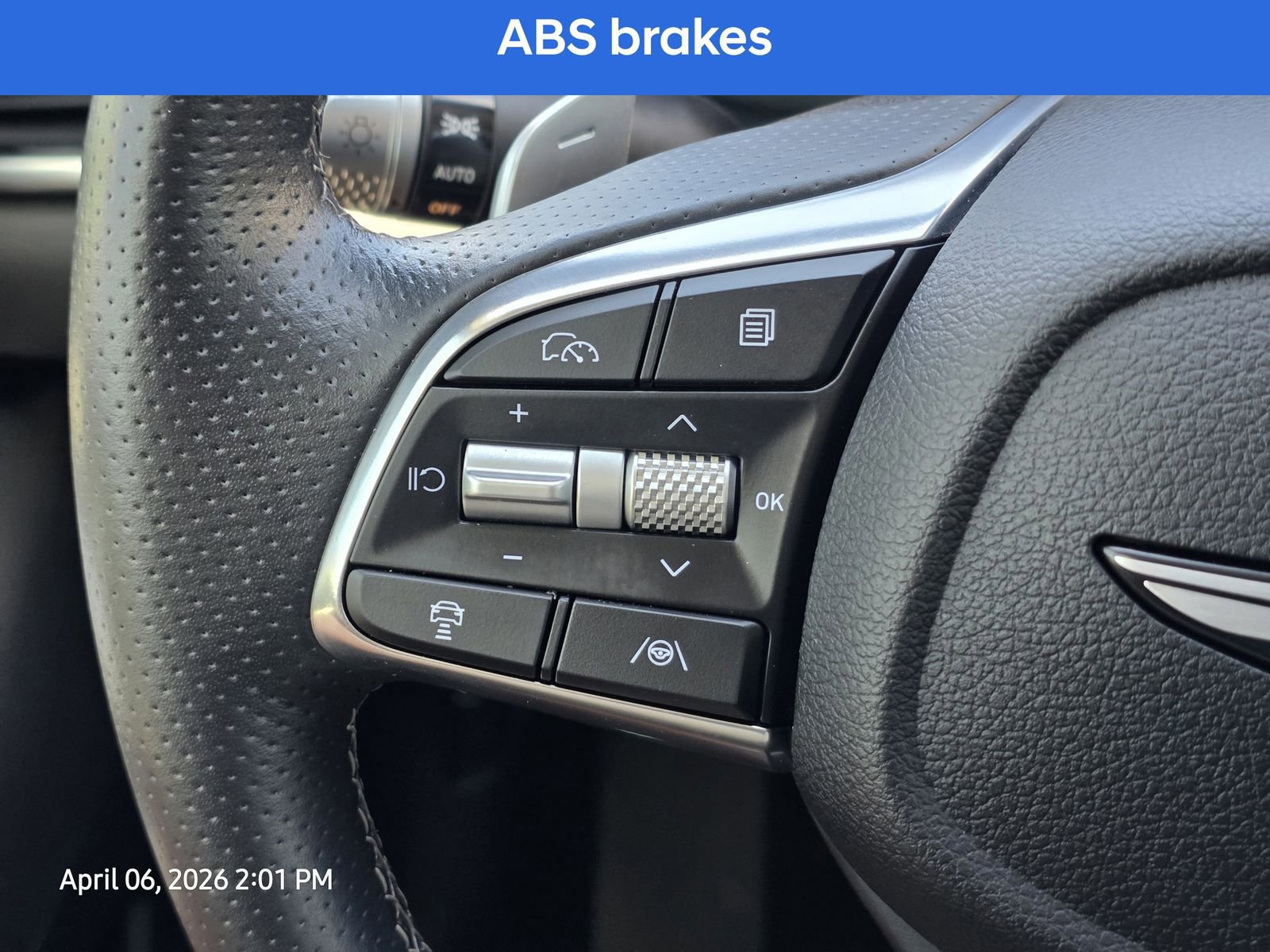 Used 2025 Genesis G70 2.5T image 29