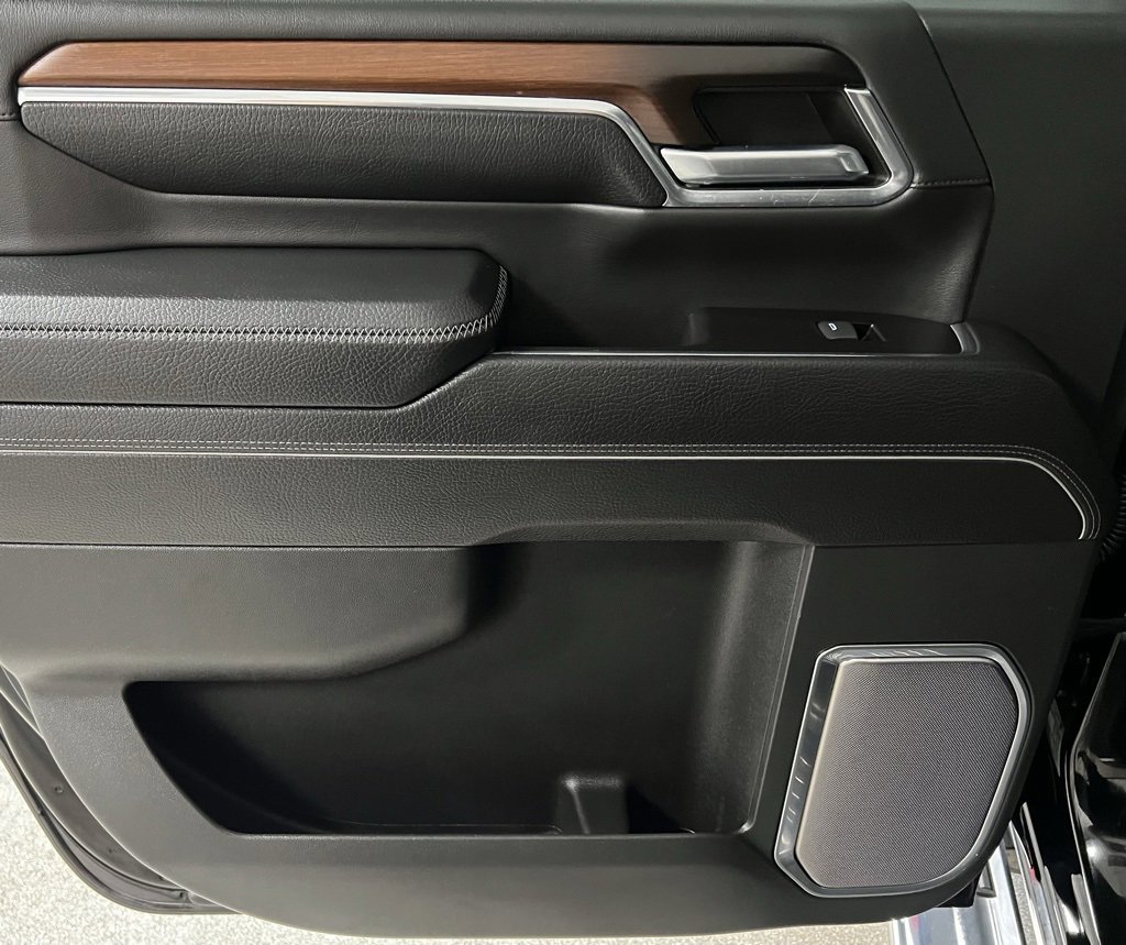 Used 2024 GMC Sierra 3500 Denali w/ Denali Reserve Package image 50