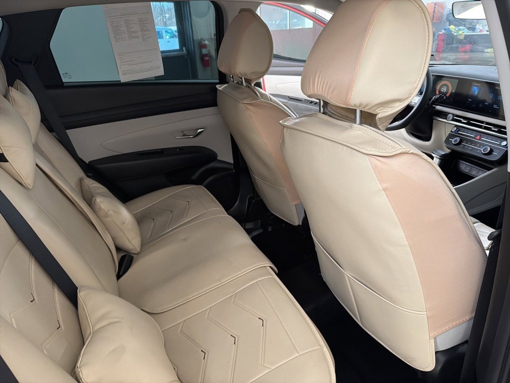 Certified 2025 Hyundai Tucson SE image 25