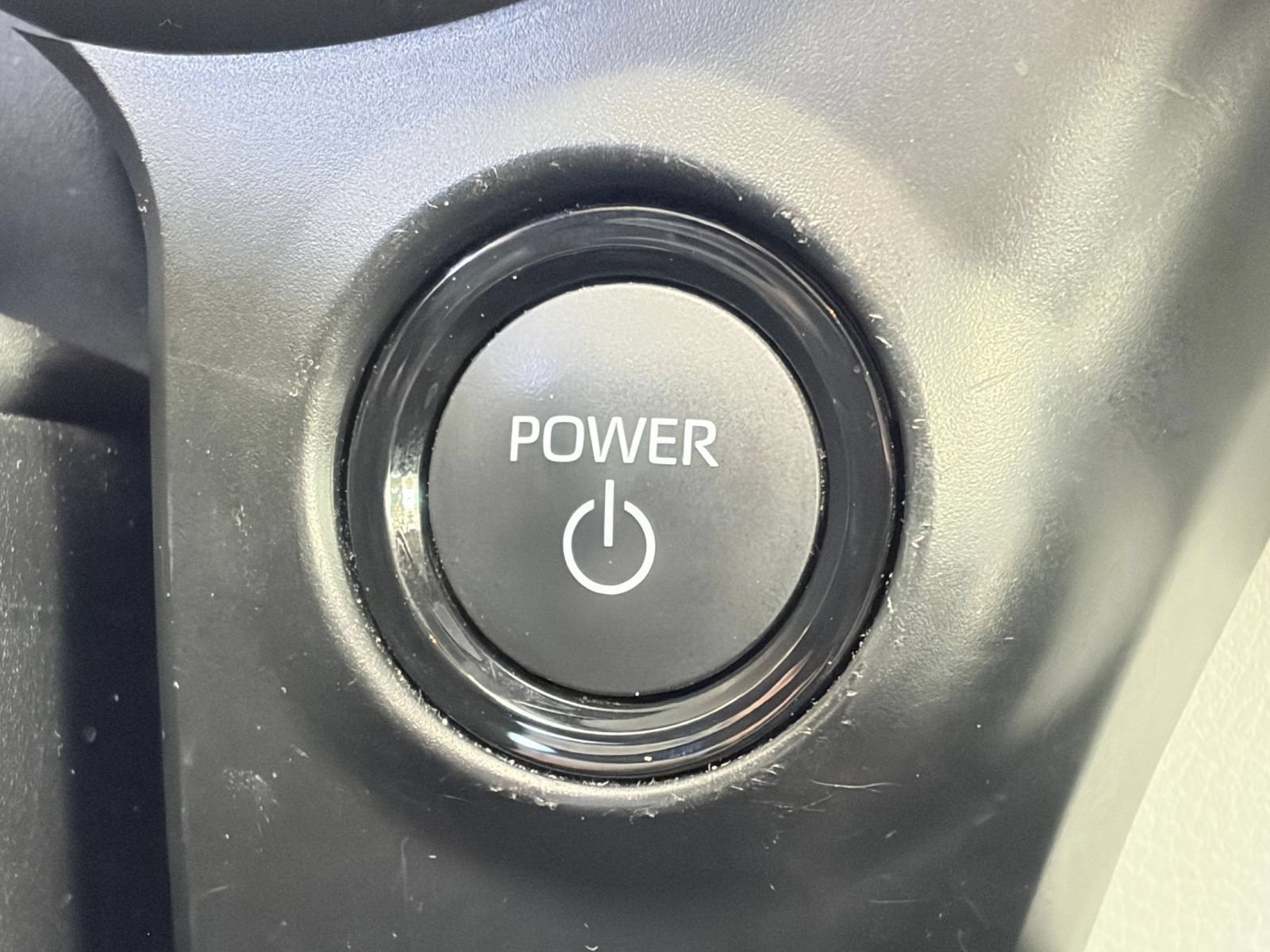 Used 2025 Toyota Sienna XLE FWD image 19