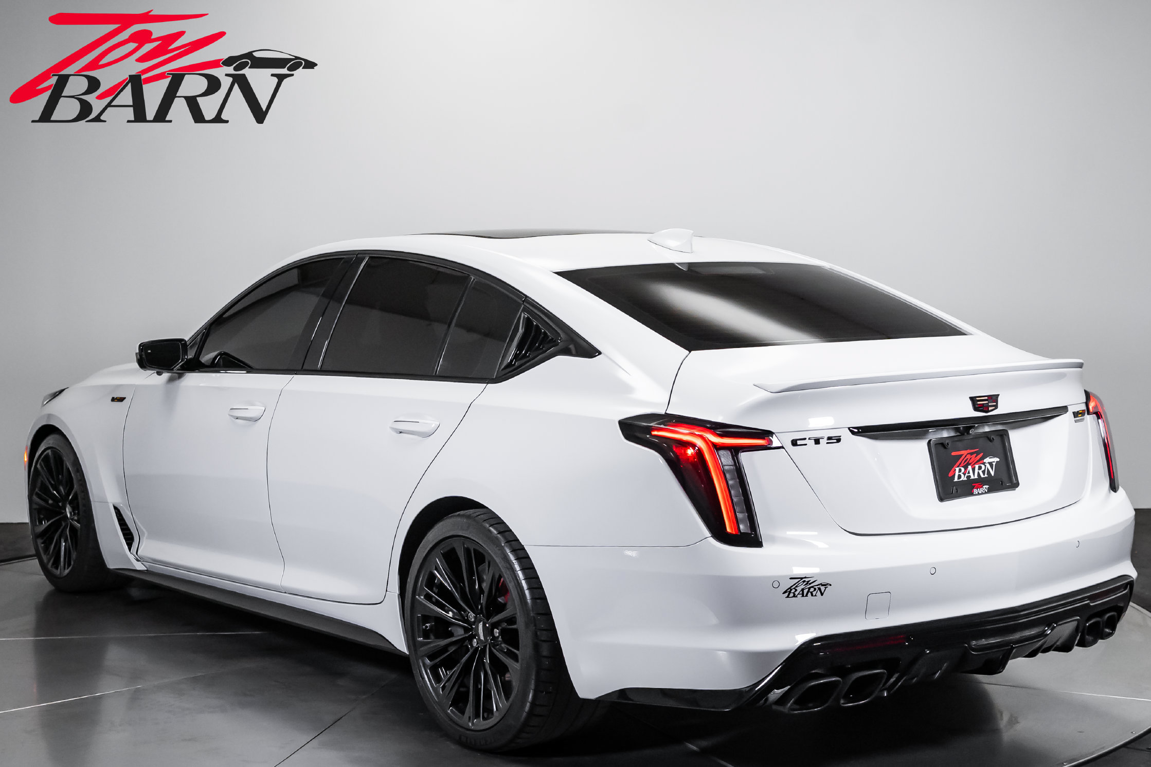 Used 2023 Cadillac CT5 V Blackwing w/ Driver Assist Package RWD image 3