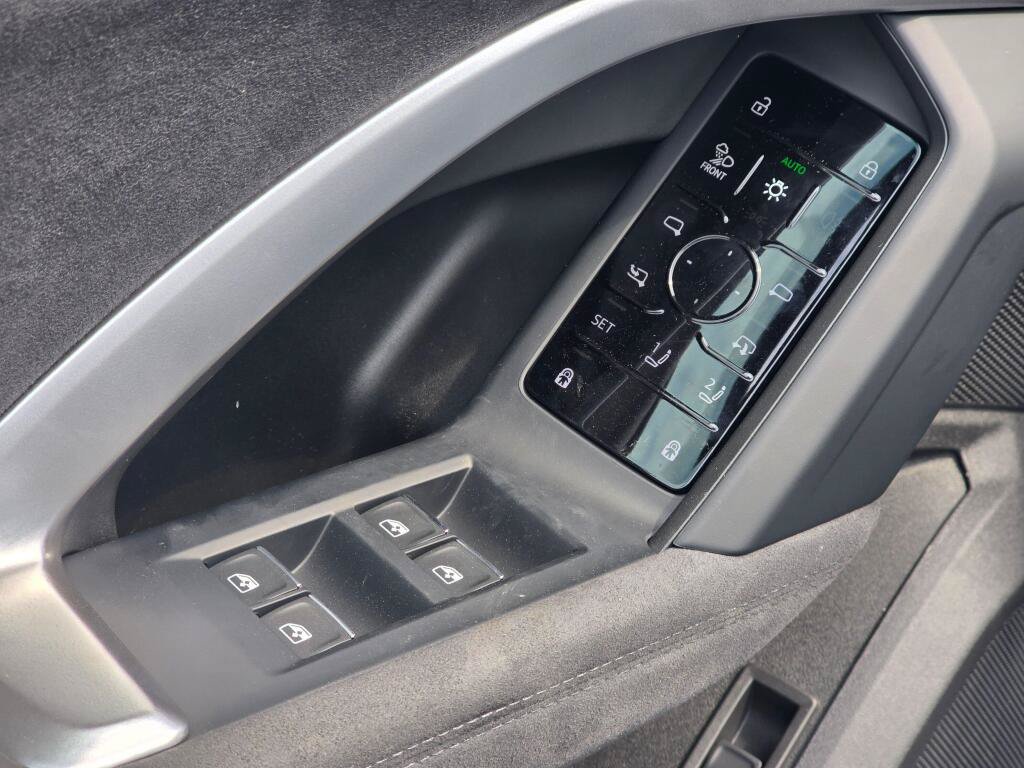 New 2026 Audi SQ5 Premium Plus AWD/4WD image 32