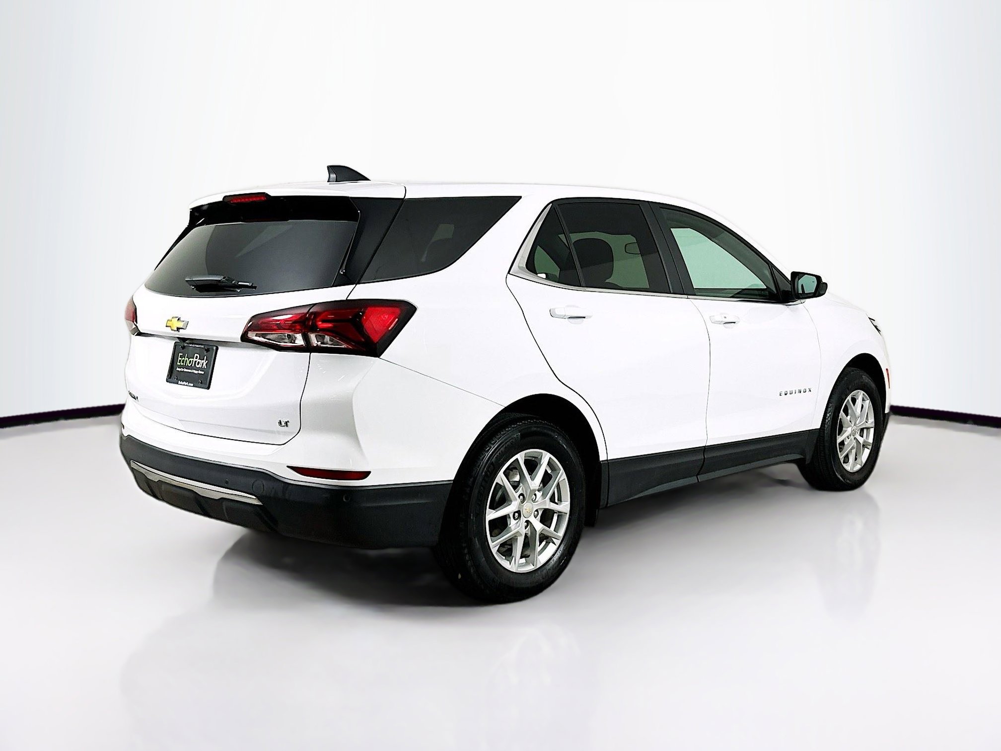Used 2024 Chevrolet Equinox LT image 9