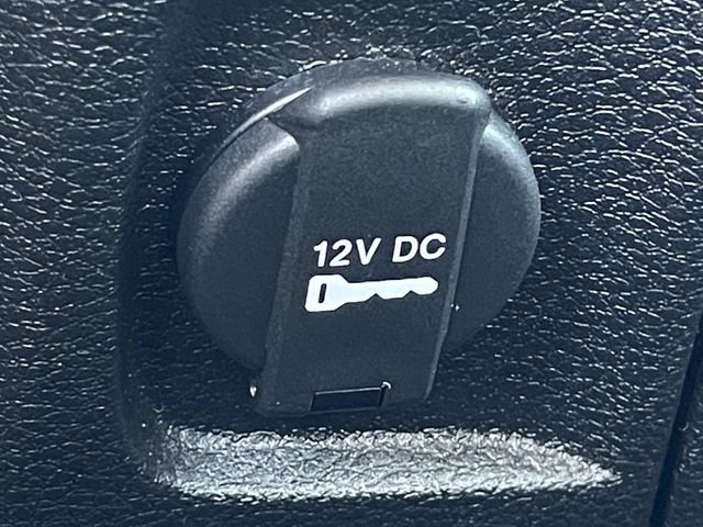 Used 2019 RAM 1500 Warlock w/ Luxury Group RWD image 21