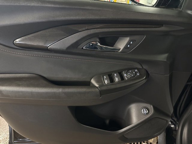 Used 2021 Chevrolet TrailBlazer RS w/ Sun and Liftgate Package image 10