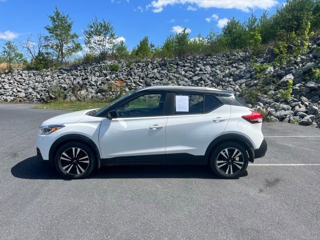 Used 2019 Nissan Kicks SV image 4