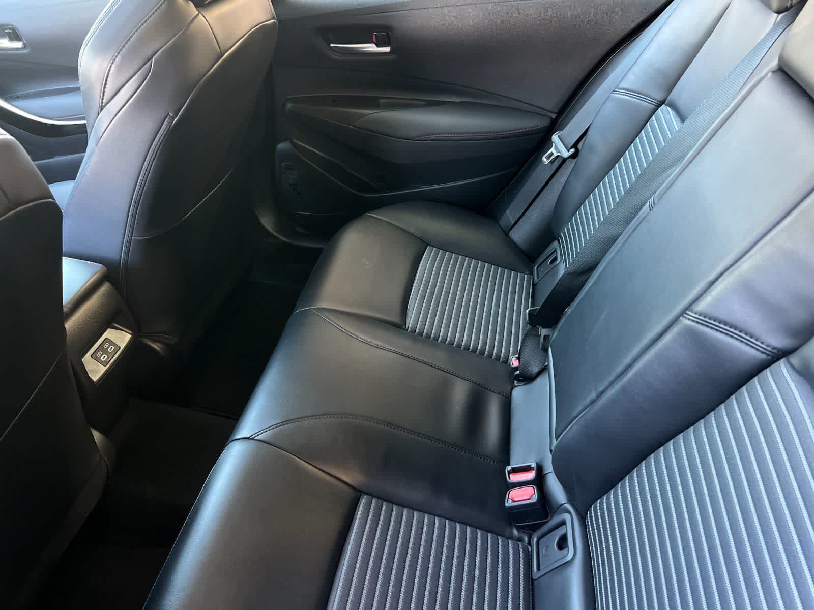 Used 2025 Toyota Corolla XSE FWD image 5