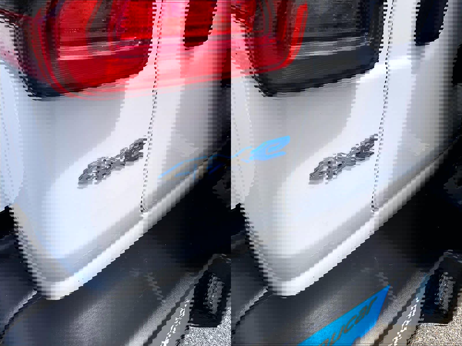 Used 2023 Jeep Wrangler Sahara w/ Cold Weather Group image 29