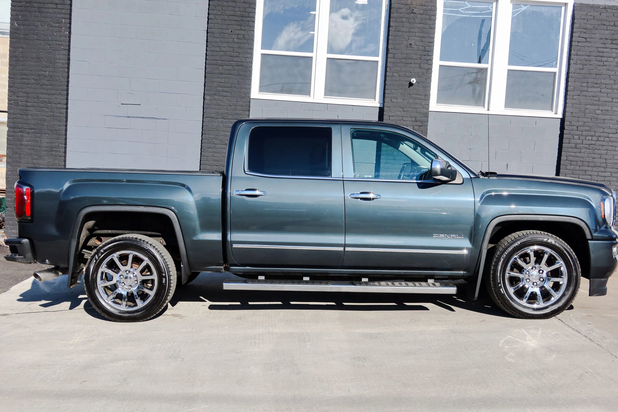 Used 2018 GMC Sierra 1500 Denali w/ LPO, Protection Package image 6