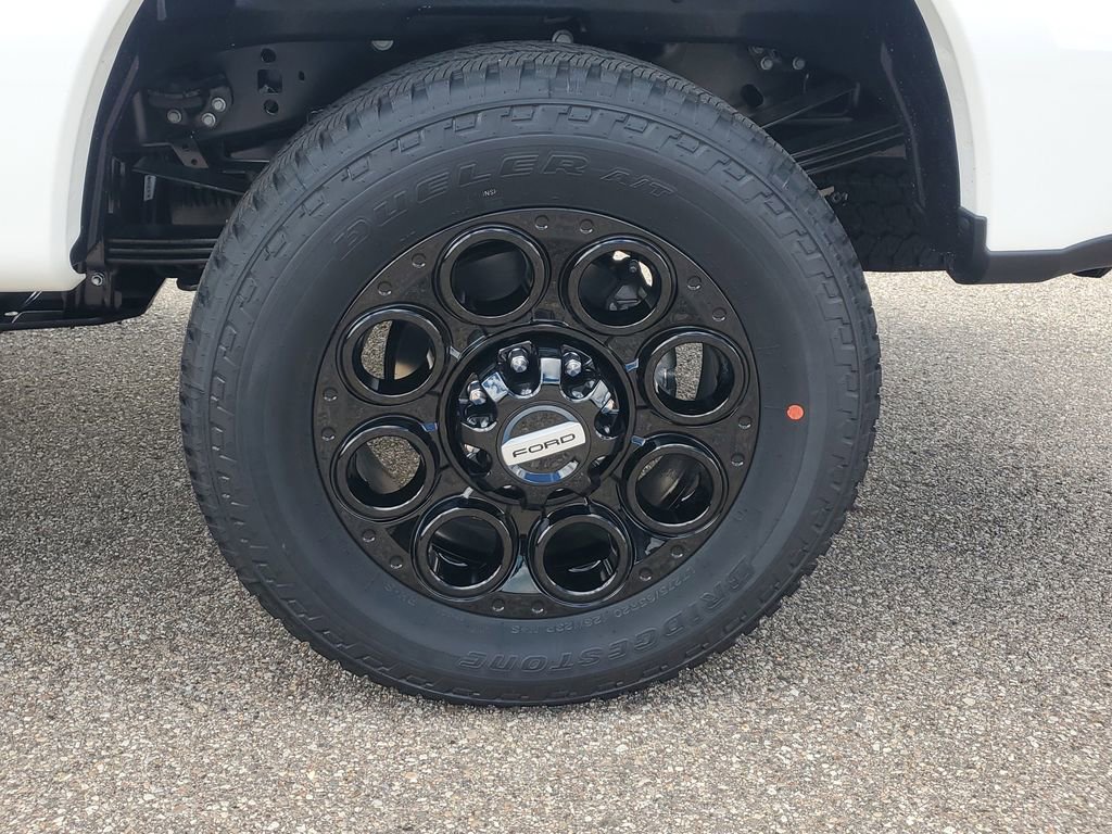 New 2025 Ford F350 Lariat w/ Lariat Ultimate Package image 5