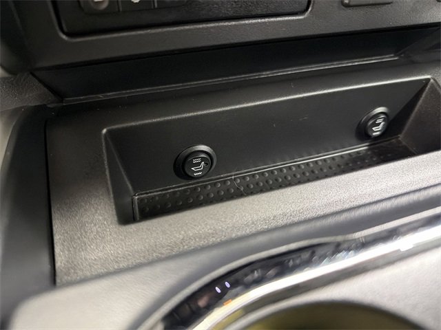 Used 2017 Nissan Titan PRO-4X image 28