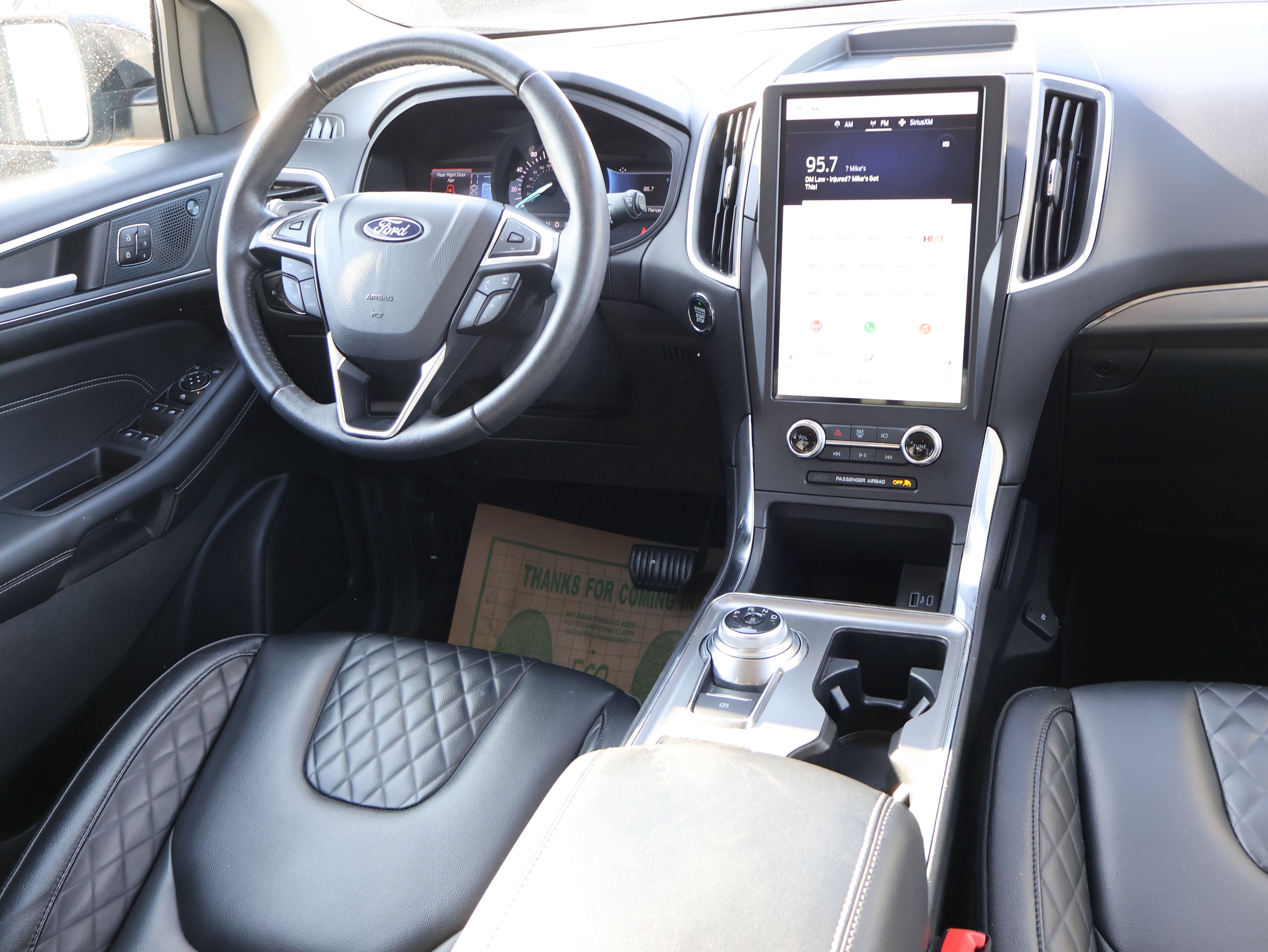 Used 2024 Ford Edge Titanium image 15