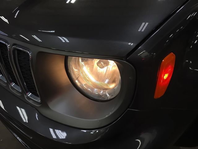 Used 2019 Jeep Renegade Limited w/ Trailer Tow Group image 33