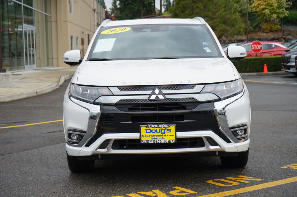Used 2020 Mitsubishi Outlander GT image 2