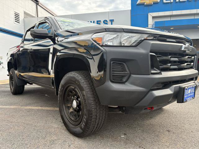 Used 2023 Chevrolet Colorado W/T w/ WT Convenience Package AWD/4WD image 3