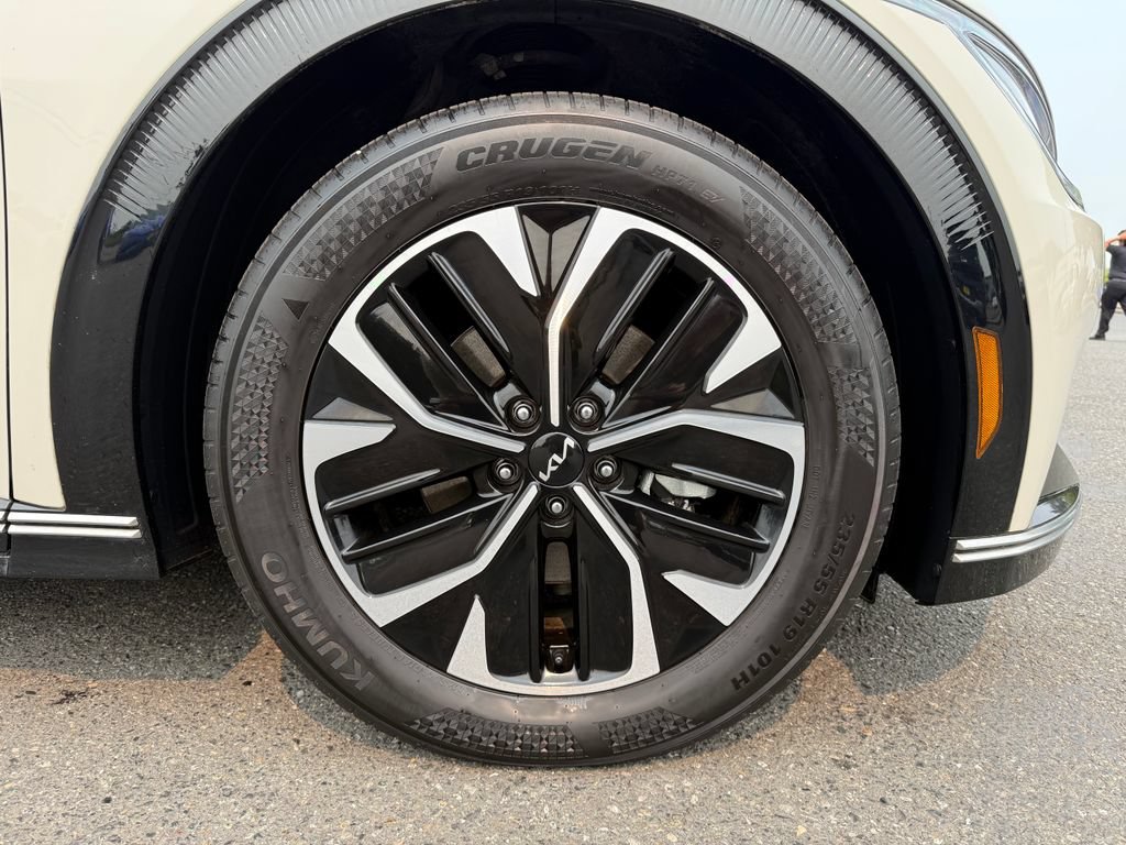 Used 2023 Kia EV6 Wind AWD/4WD image 9
