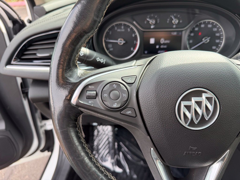 Used 2018 Buick Regal Essence w/ Driver Confidence Package #1 AWD/4WD image 18