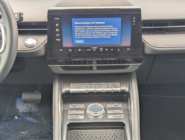 New 2026 Lincoln Nautilus Reserve image 15