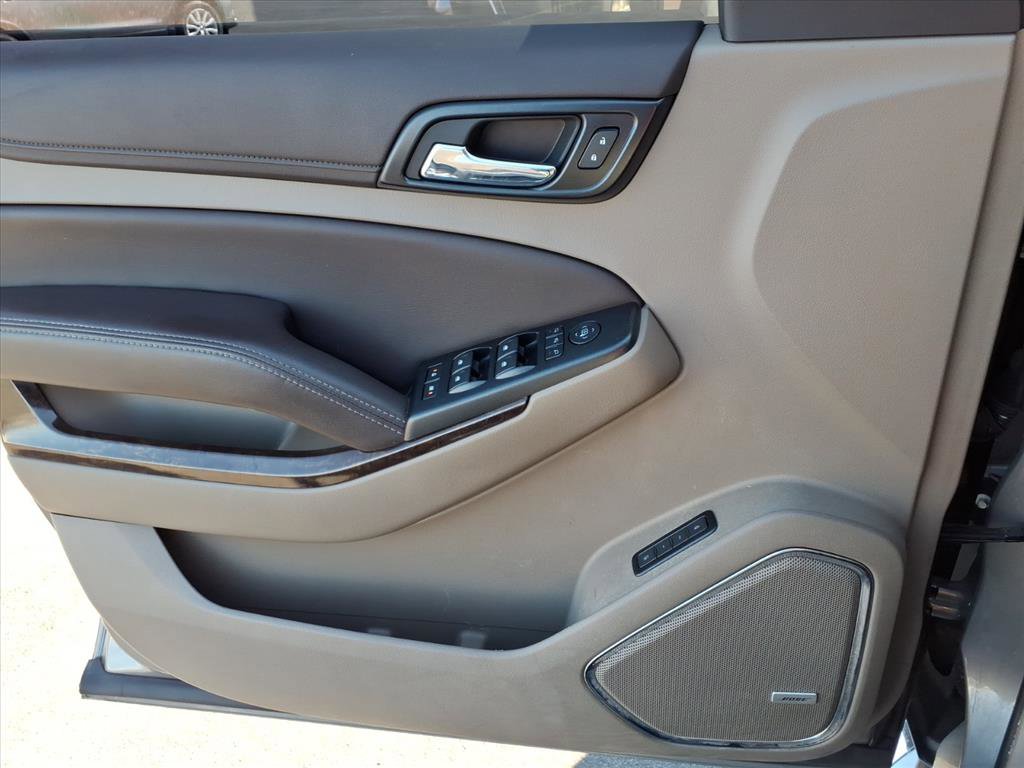 Used 2019 Chevrolet Tahoe LT w/ LT Signature Package image 21