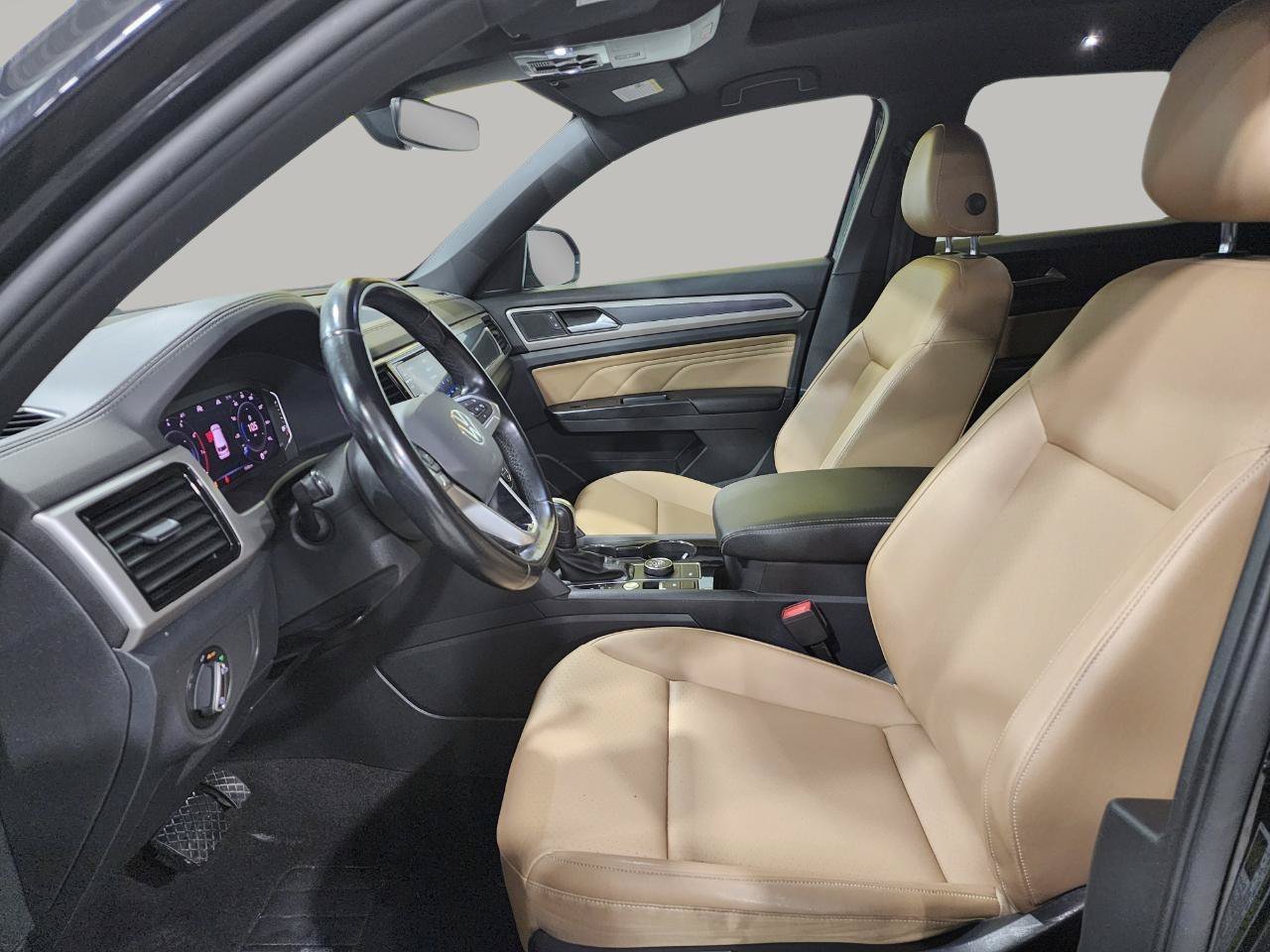 Used 2020 Volkswagen Atlas Cross Sport SEL AWD/4WD image 22