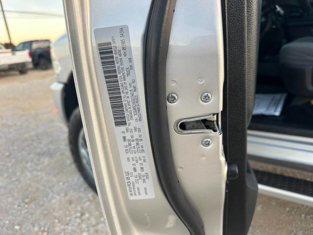 Used 2016 RAM 2500 Tradesman w/ Chrome Appearance Group image 30