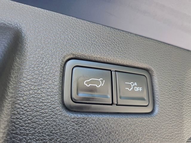 Used 2025 Kia Telluride SX w/ SX Captain's Chair Package FWD image 19