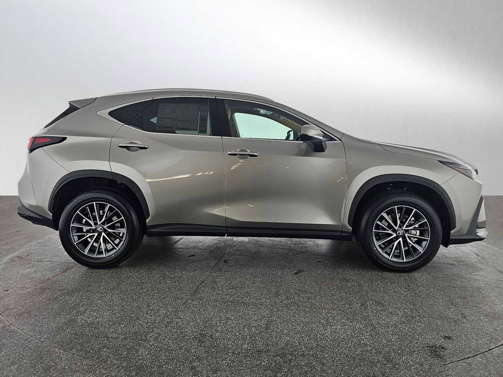 New 2026 Lexus NX 350 AWD image 2