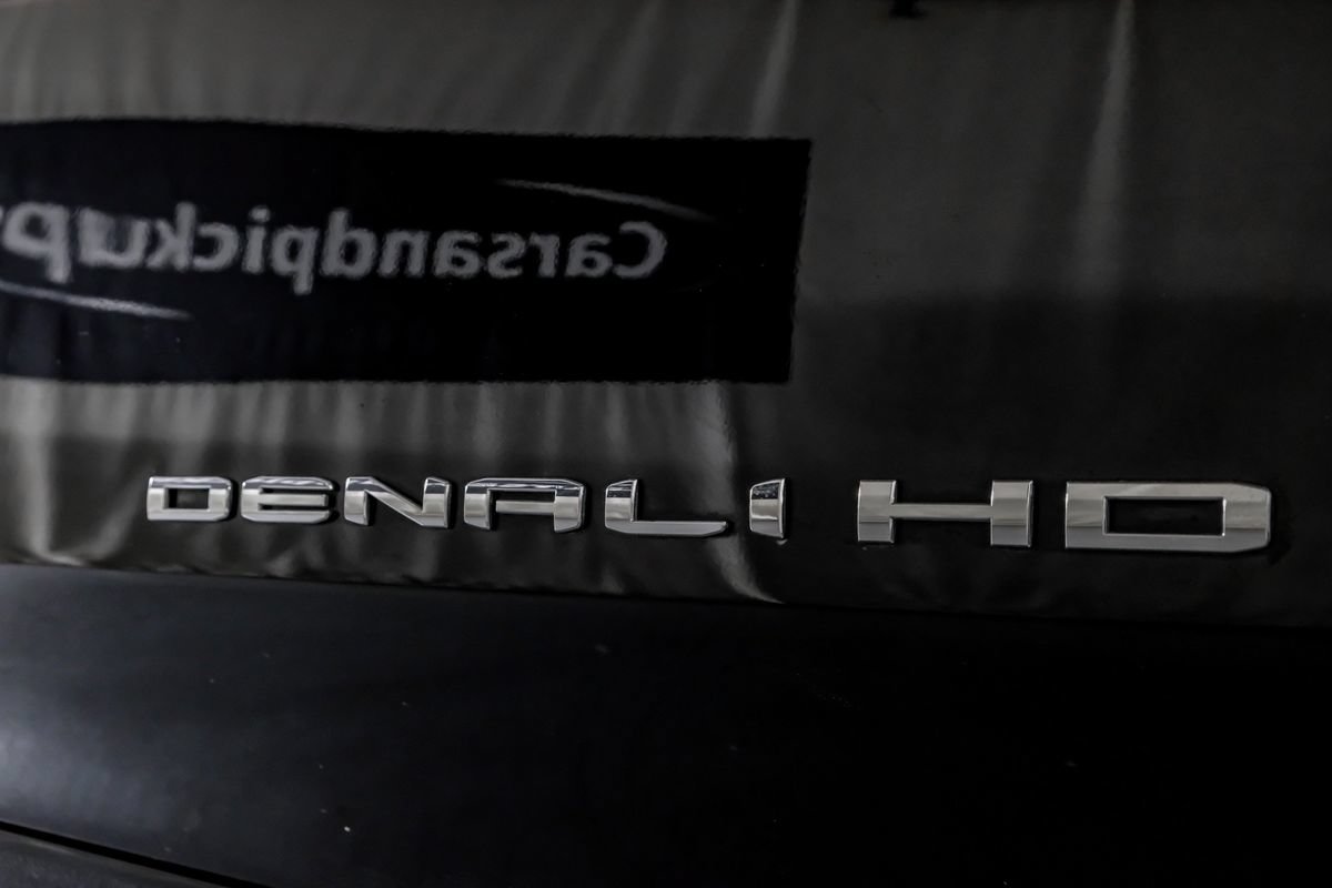 Used 2022 GMC Sierra 2500 Denali w/ Denali Black Diamond Edition AWD/4WD image 45