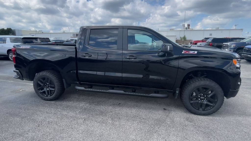New 2026 Chevrolet Silverado 1500 LT Trail Boss w/ LT Trail Boss Premium Package AWD/4WD image 3
