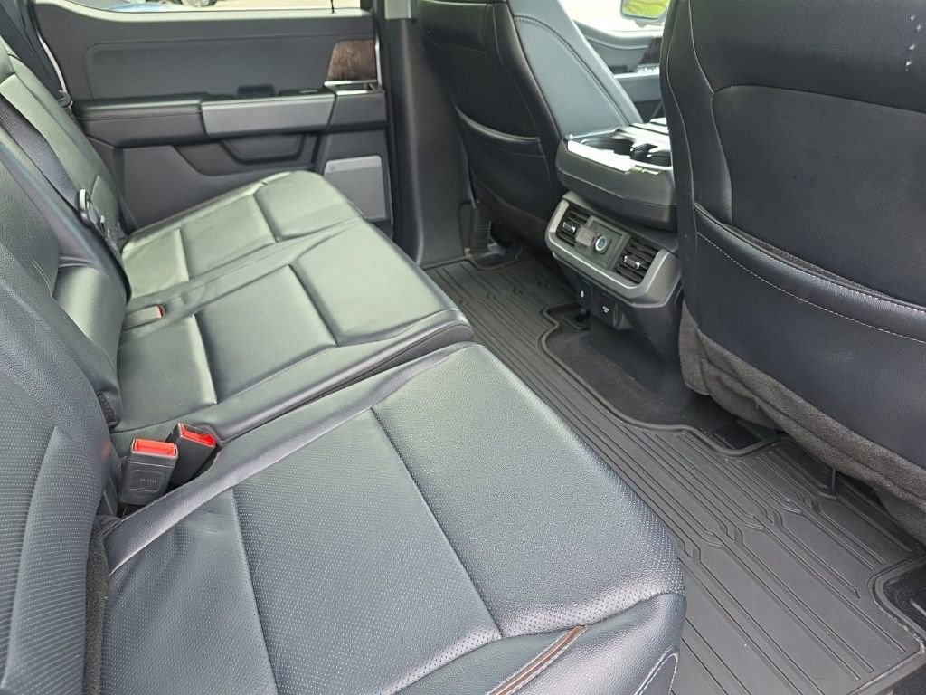 Used 2023 Ford F150 Lariat w/ Trailer Tow Package image 16