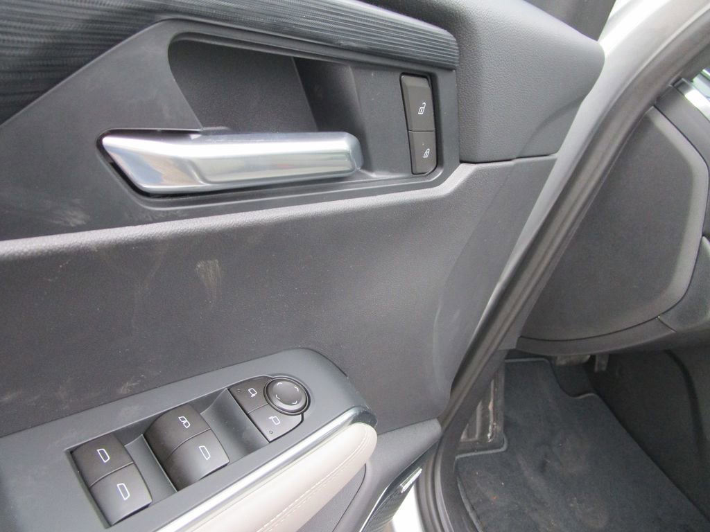 New 2026 GMC Acadia Elevation w/ Elevation Premium Package image 24