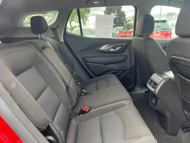 Used 2024 GMC Terrain SLE w/ Driver Convenience Package AWD/4WD image 14