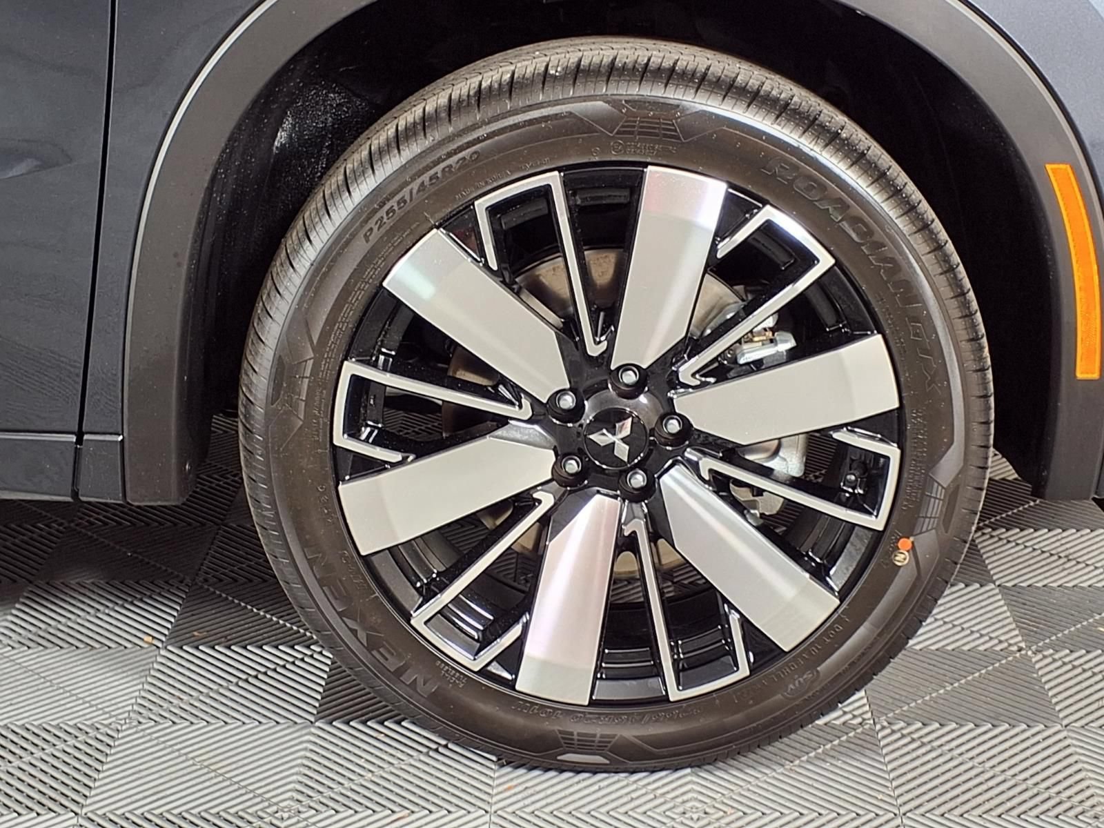 New 2026 Mitsubishi Outlander SEL AWD/4WD image 28