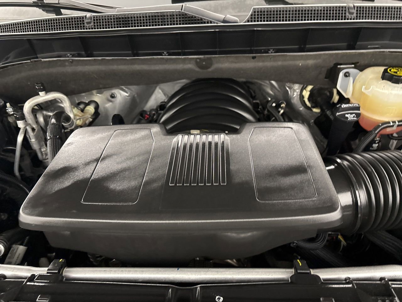 Used 2023 Chevrolet Tahoe RST image 34