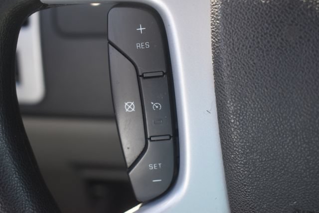 Used 2007 Chevrolet Equinox LS FWD image 24