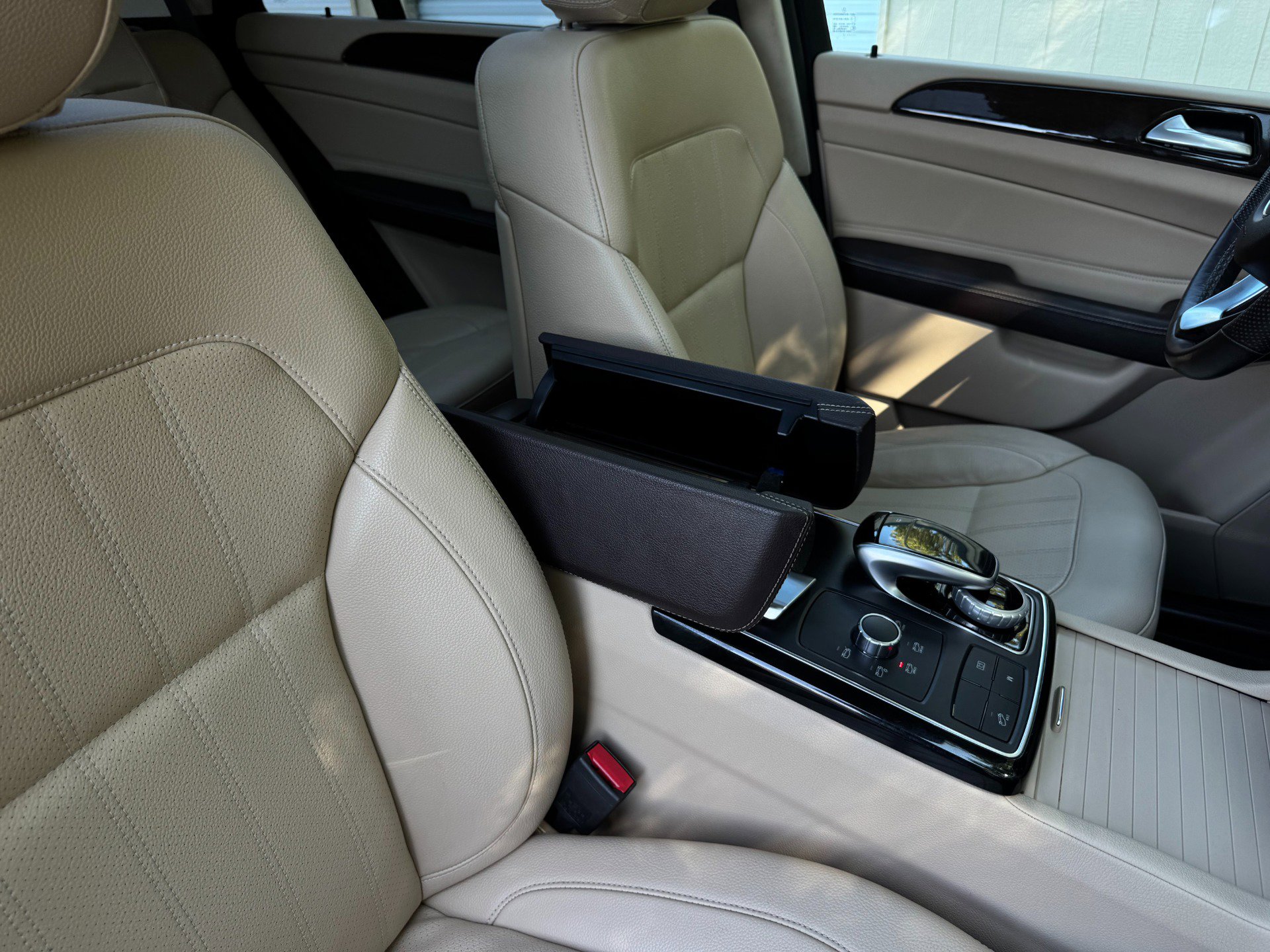 Used 2018 Mercedes-Benz GLE 350 4MATIC image 26