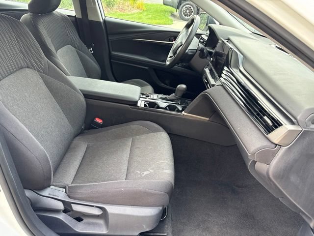 Used 2025 Toyota Camry LE FWD image 30