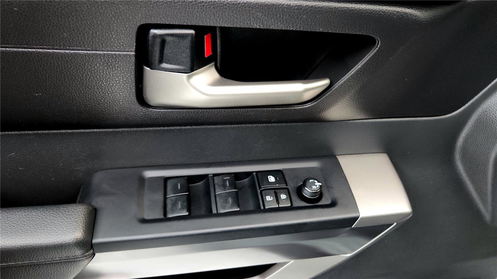 Used 2025 Toyota Tundra SR5 image 33