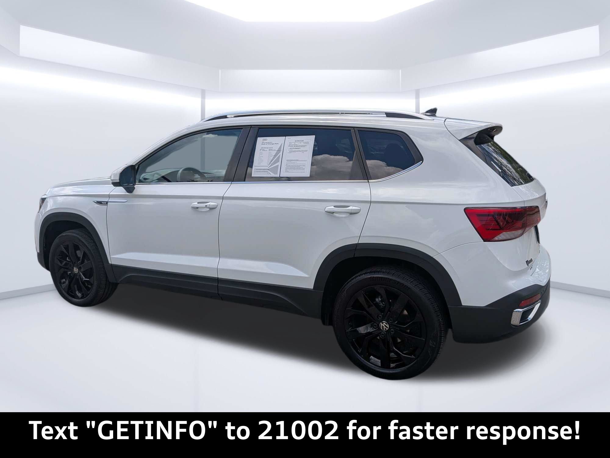 Used 2024 Volkswagen Taos SE FWD image 6