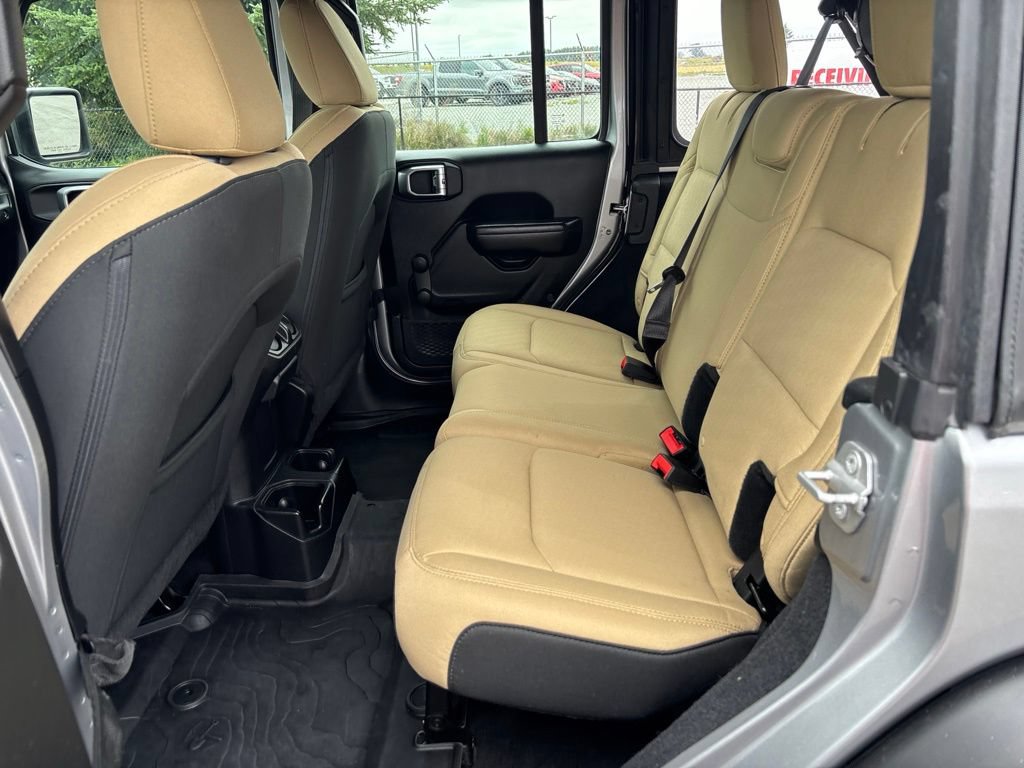 Used 2018 Jeep Wrangler Unlimited Sport AWD/4WD image 13