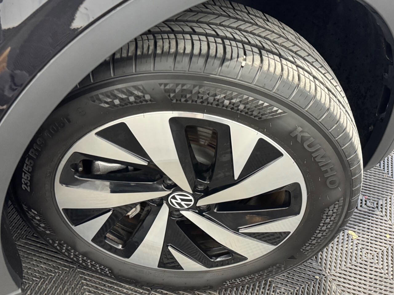 Used 2023 Volkswagen ID.4 S image 54